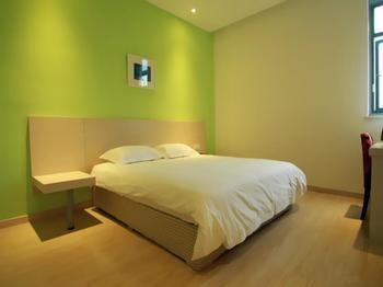 Motel 168 Shanghai Pudong Huinan Metro Station Tesco Eksteriør bilde